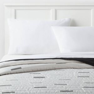 Open Box - Room Essentials - Twin/Twin Extra Long Satin Quilt White/ White/Black
